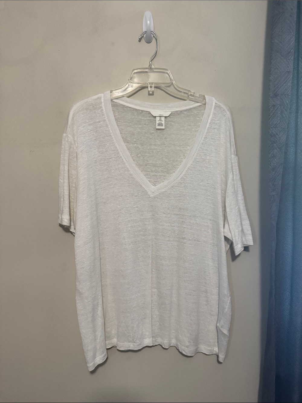 H&M White V-Neck Short Sleeve Tee